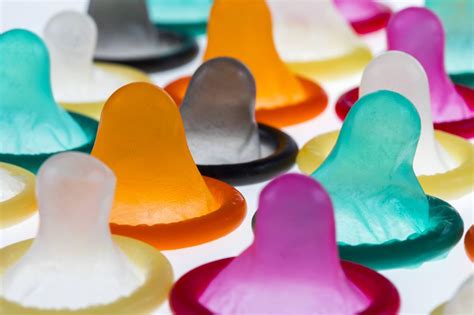 Blowjob ohne Kondom gegen Aufpreis Sexuelle Massage Altendorf